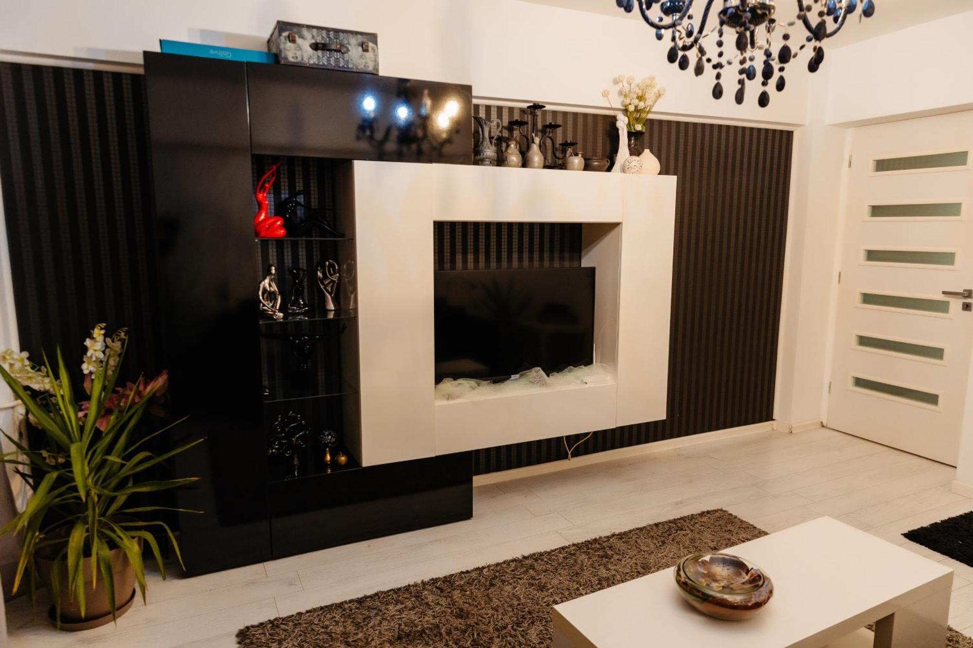 Glamour Ultracentral Craiova Exterior photo