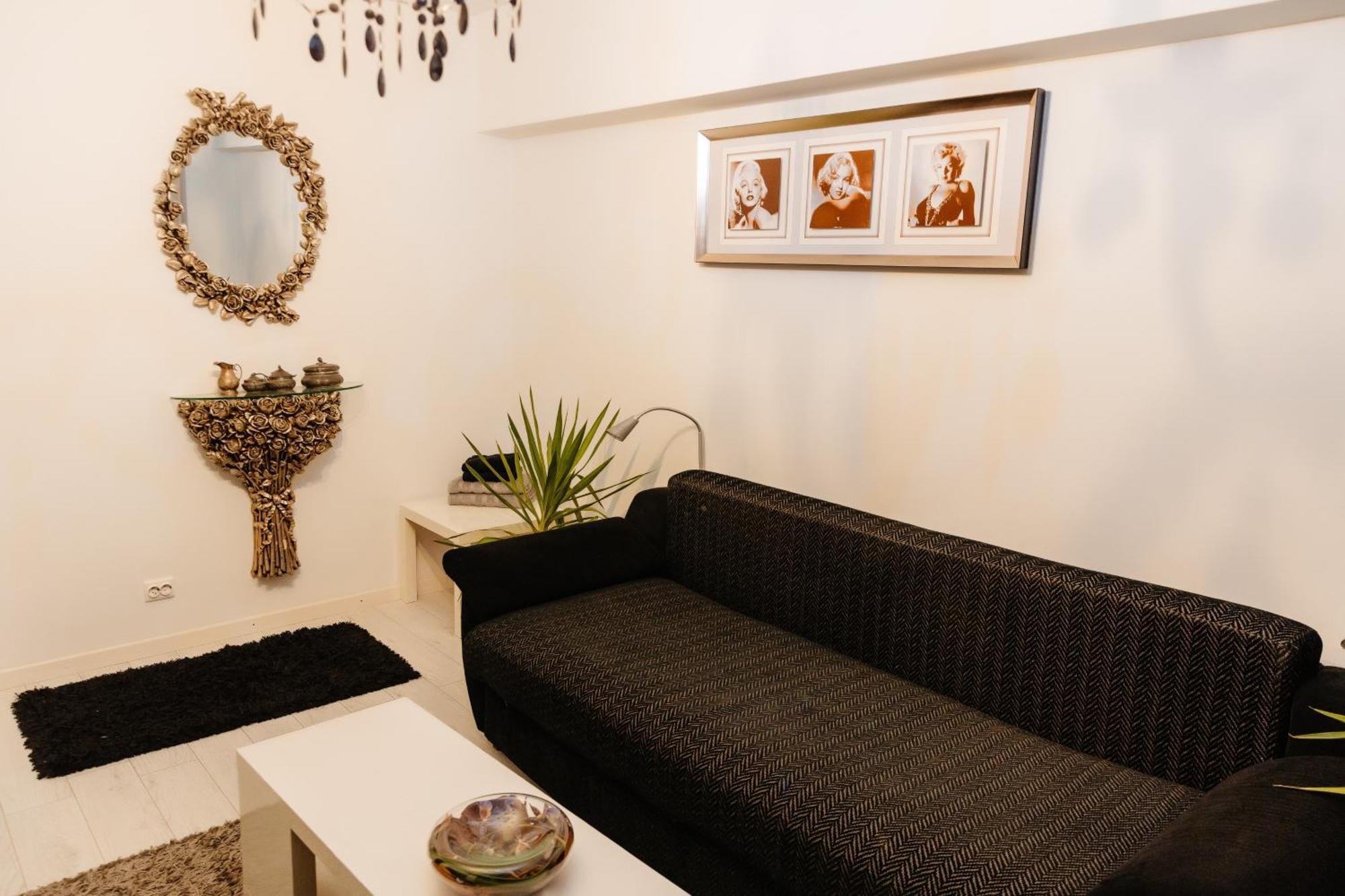 Glamour Ultracentral Craiova Exterior photo